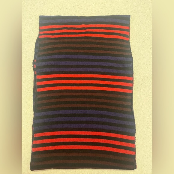 H&M bright and colourful striped scarf - Picture 2 of 2